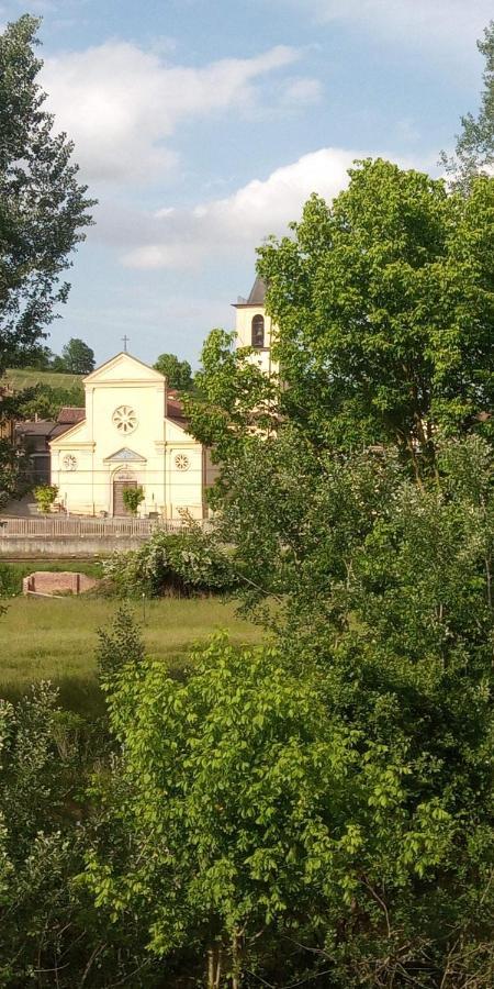 Casa Appartamento Vacanze La Fermata Delle Rondini Castello di Annone Exterior foto