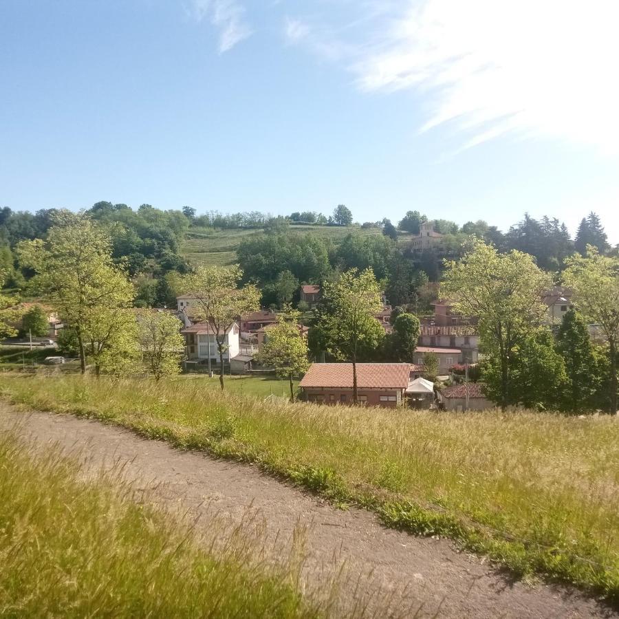 Casa Appartamento Vacanze La Fermata Delle Rondini Castello di Annone Exterior foto
